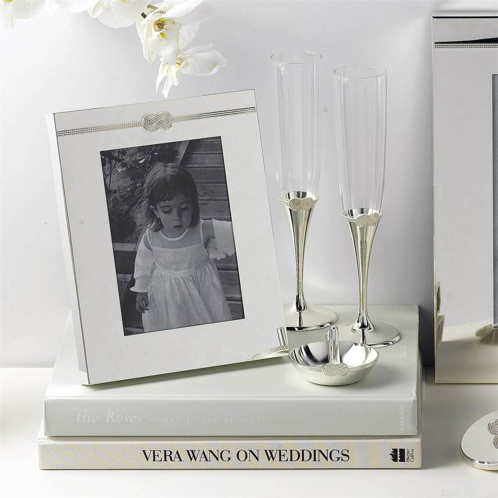 Vera Wang Infinity Photo Frame (Photo: 5X7Inch) by Wedgwood Additional Image - 1