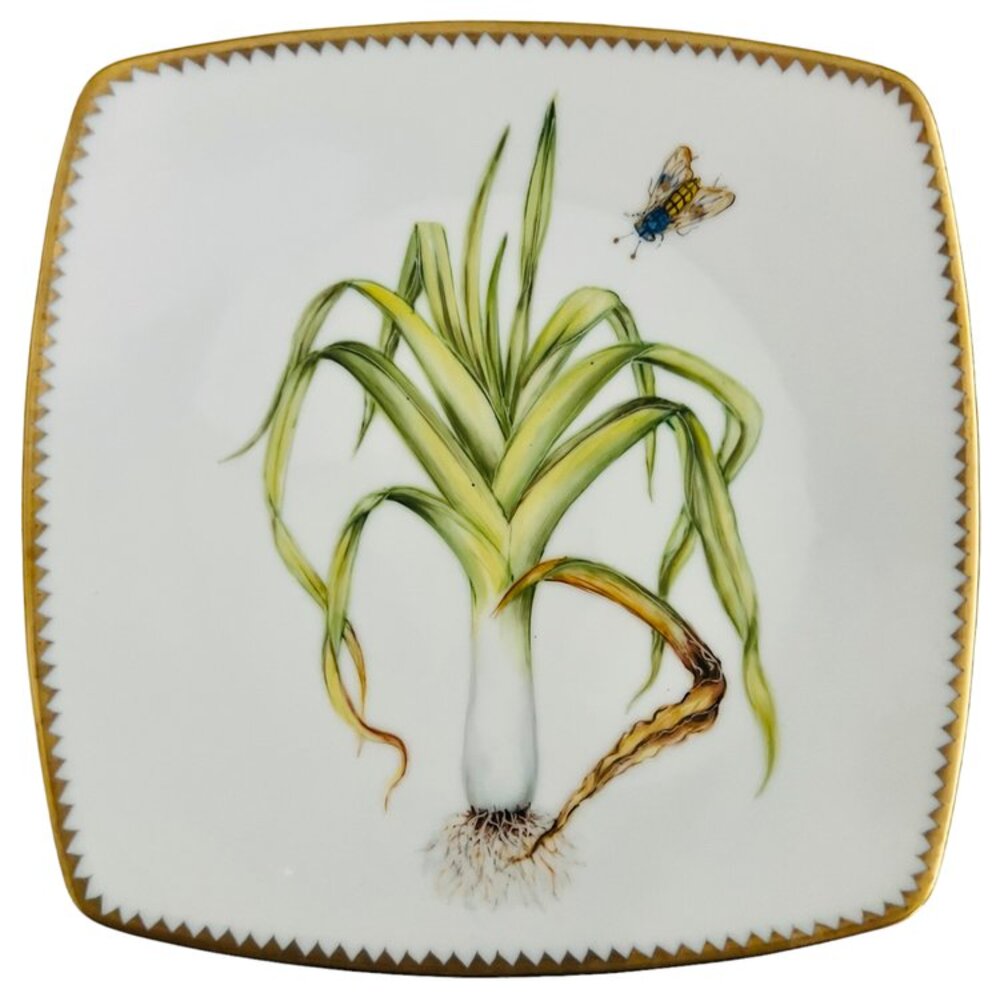 VG2 - Salad/Dessert/Luncheon Plate by Anna Weatherley