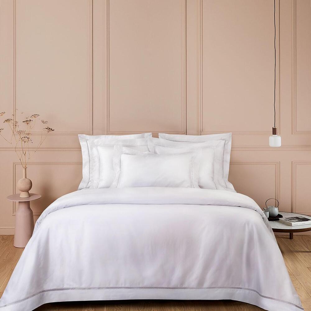 Walton Bed Collection by Yves Delorme 7