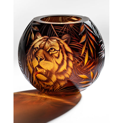 Beauty Vase With Tiger Engraving, 13 cm by Moser Additional image - 2