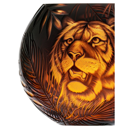 Beauty Vase With Tiger Engraving, 13 cm by Moser Additional image - 3