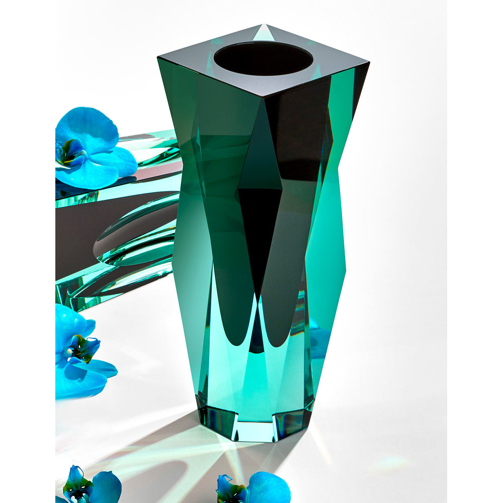 Facet Vase, 28 cm by Moser dditional Image - 3