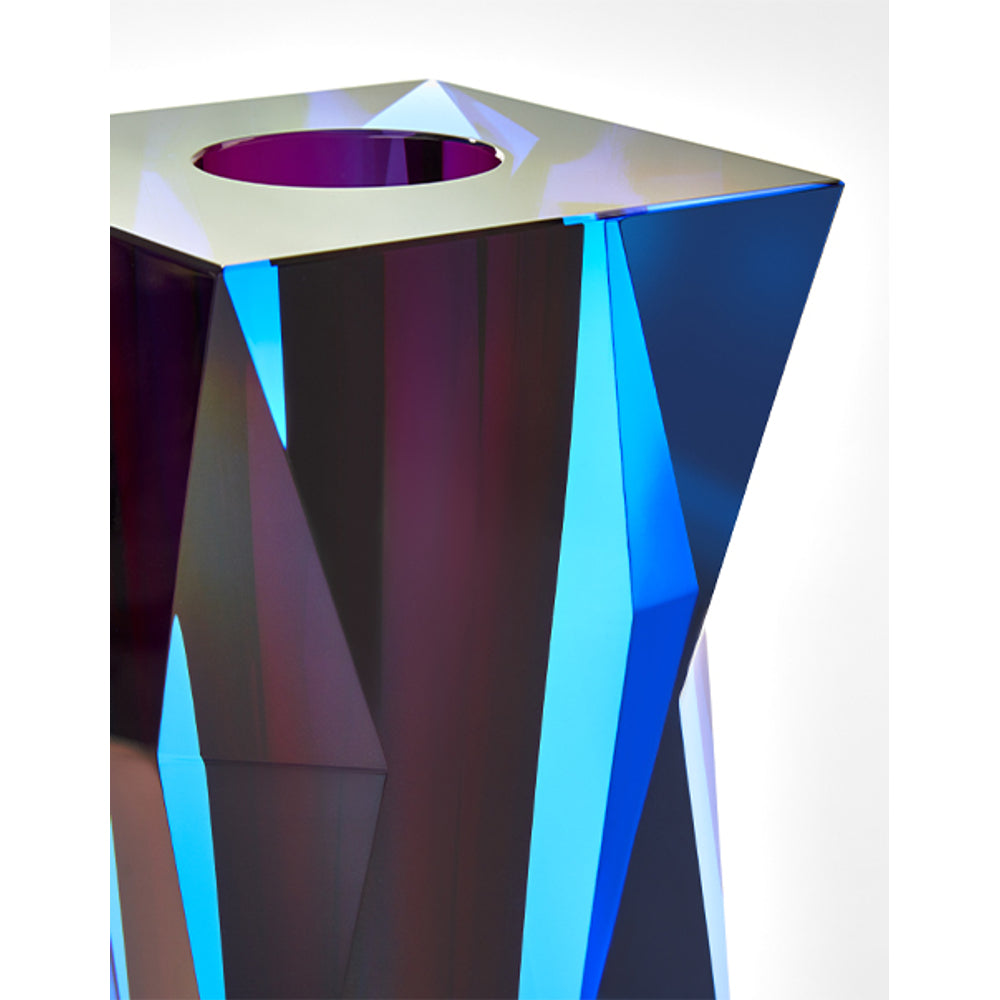 Facet Vase, 28 cm by Moser dditional Image - 5