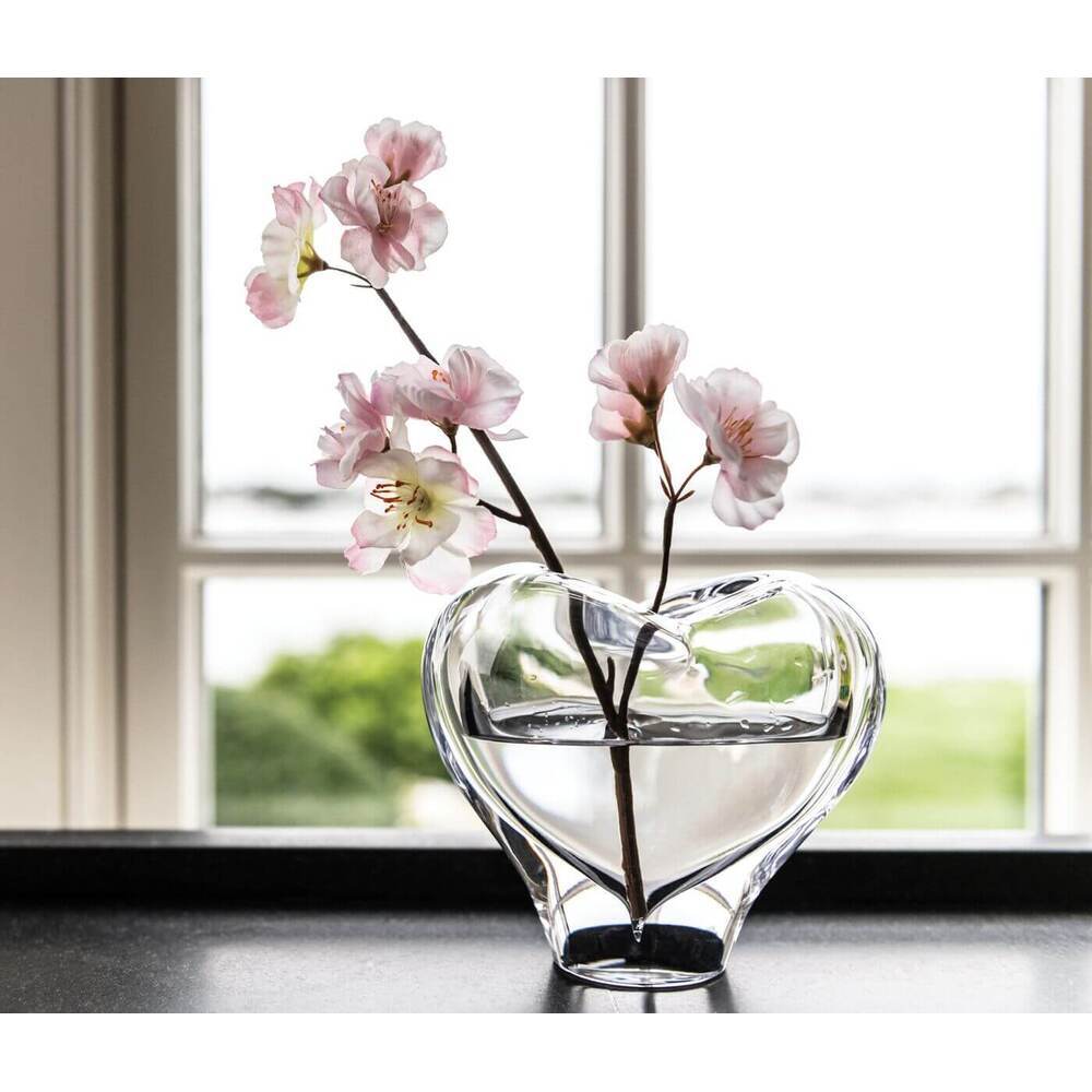 Romance Vase by Simon Pearce Additional Image-11