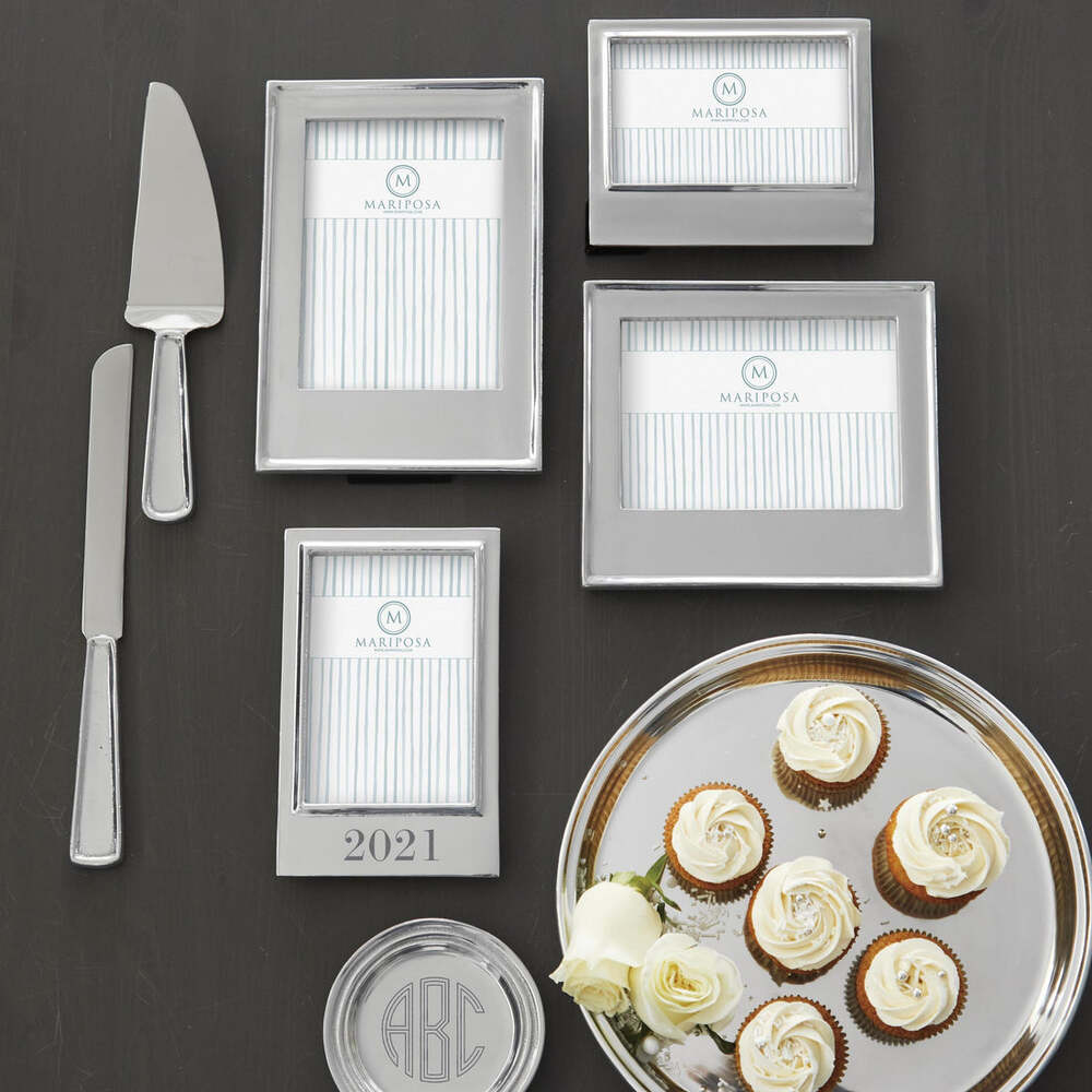 Mariposa Cake Server